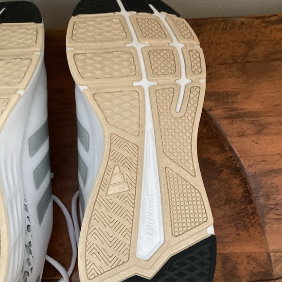 Adidas running shoes - Picture 5 of 7